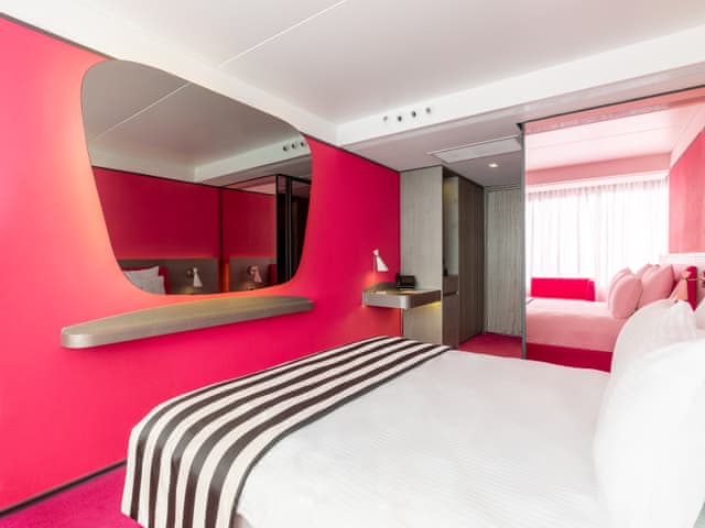 Superior French Arka Cephe