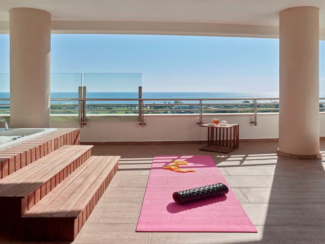 Büyük Designer Süiti