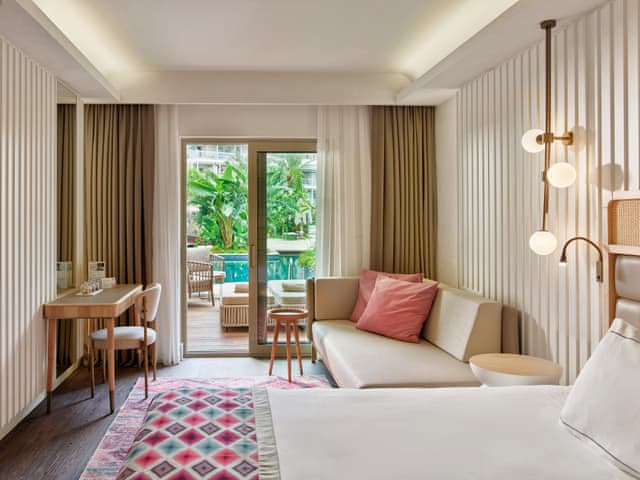 Delüks Lagün Oda Havuz Erişimli