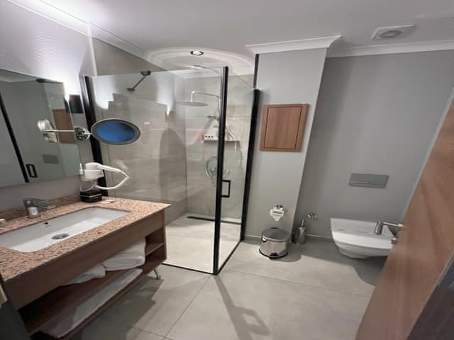 Deluxe Sea View Room