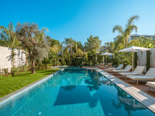 Bayou Villa Dört Yatak Odalı