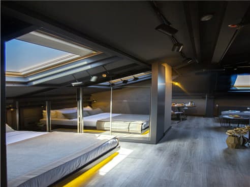 Corner Suite with City view