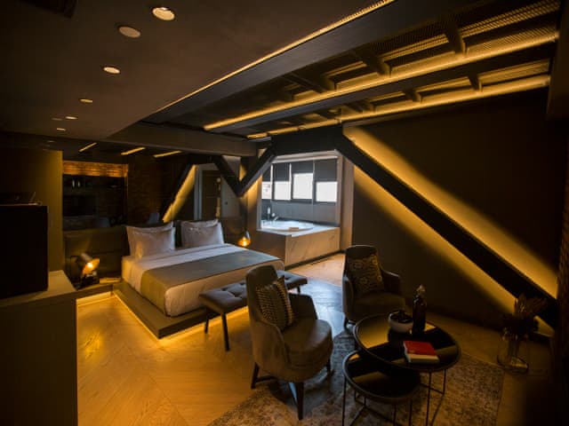 Junior Jacuzzi Suite