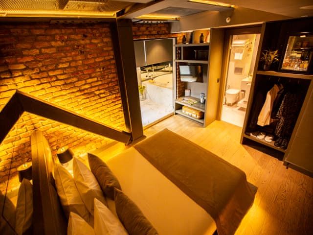 Junior Jacuzzi Suite