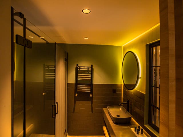 Jacuzzi Suite with Garden