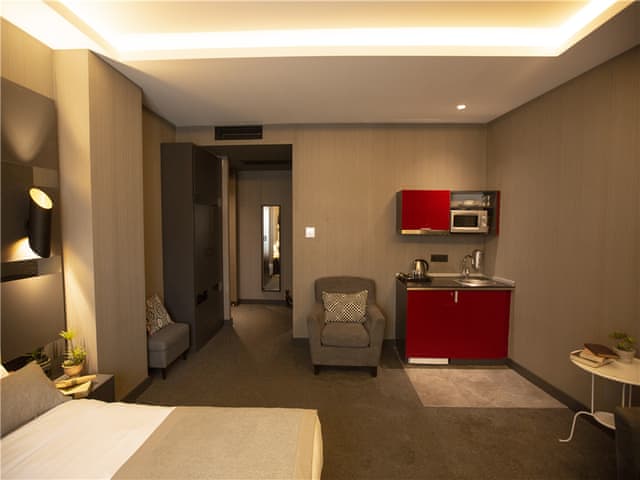 Junior Jacuzzi Suite