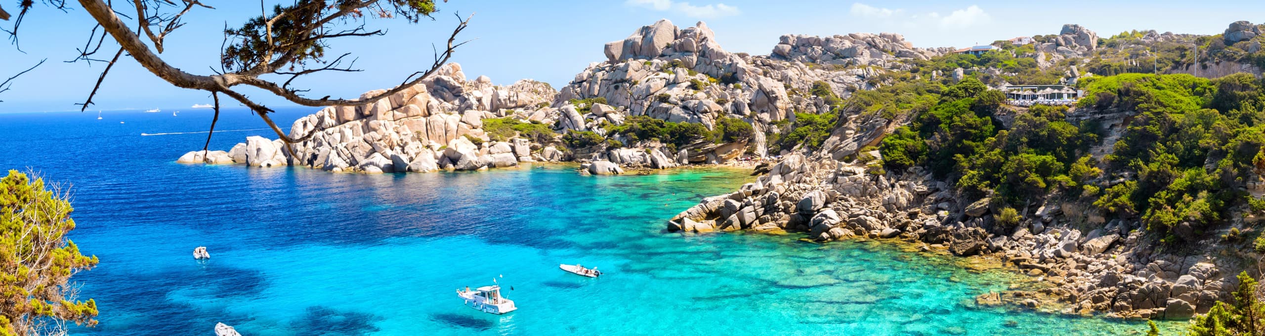 İtalya'da Müslümanlar için korunaklı villalar