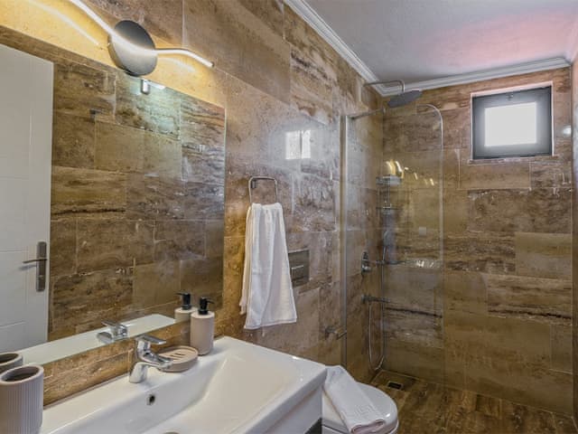 2 yatak odalı Villa