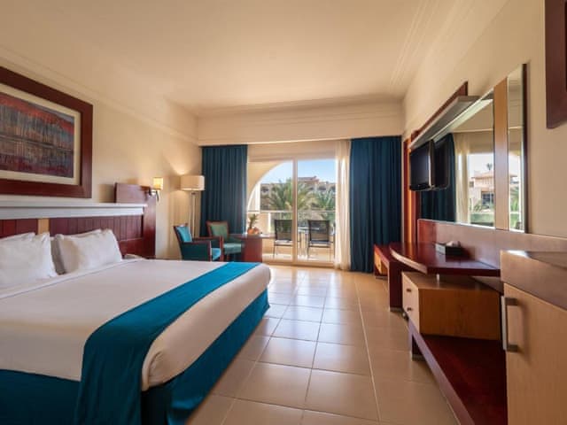 Premium Room - Side Pool View