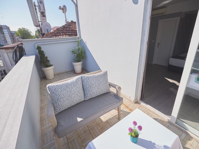 Aile Odası (Balkonlu)