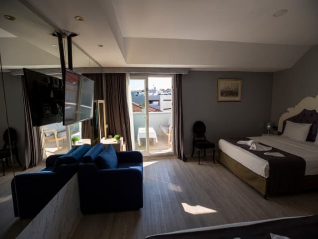 Aile Odası (Balkonlu)