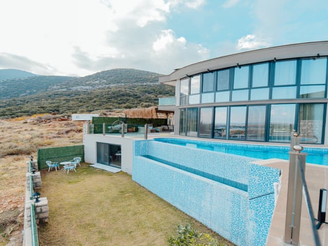Two Bedroom Villa with Private Pool