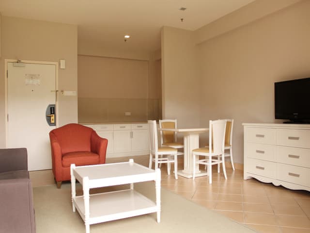 Deluxe One Bedroom Suite