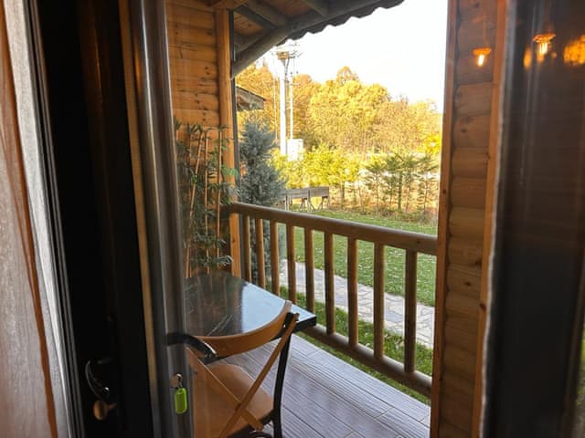 Jakuzili Delüks Oda