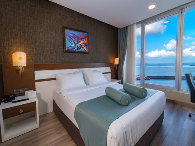 Delüks Oda (Deniz manzaralı)
