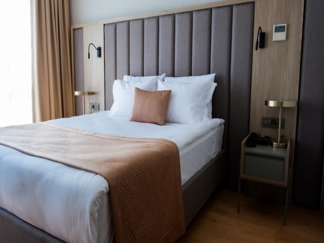 Standart Çift Kişilik Oda (Şehir Manzaralı)