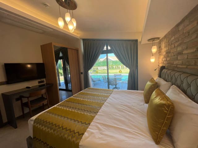 Superior Villa (Korunaklı)