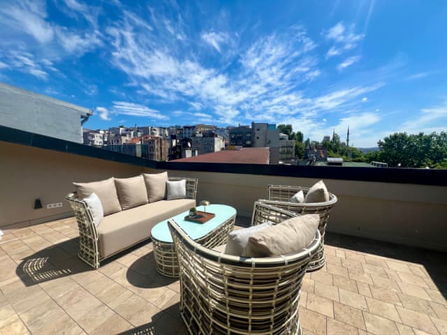 Deluxe Suite, Terrace