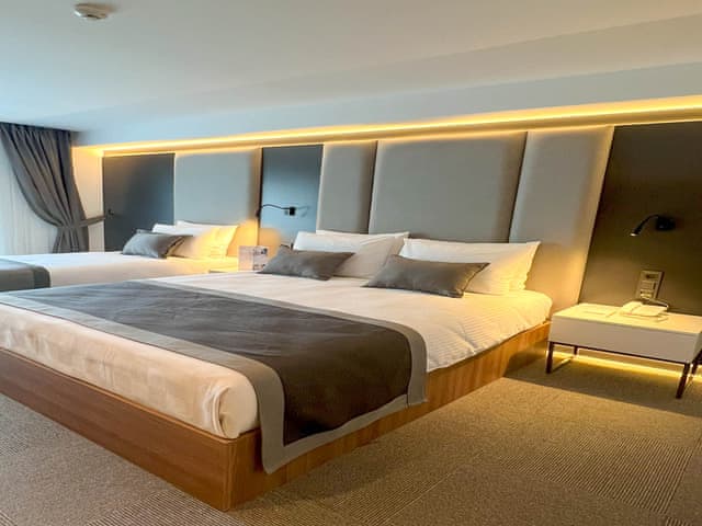 Superior Oda (Deniz manzaralı)