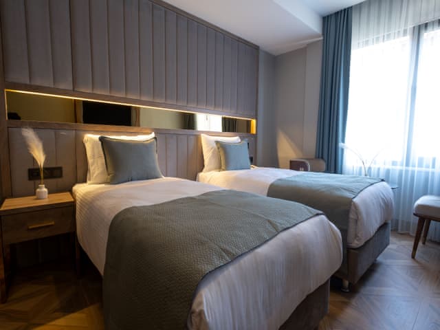 Delüks İki Yataklı Oda