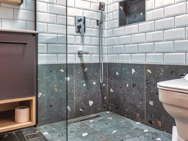 Havuz Manzaralı Oda