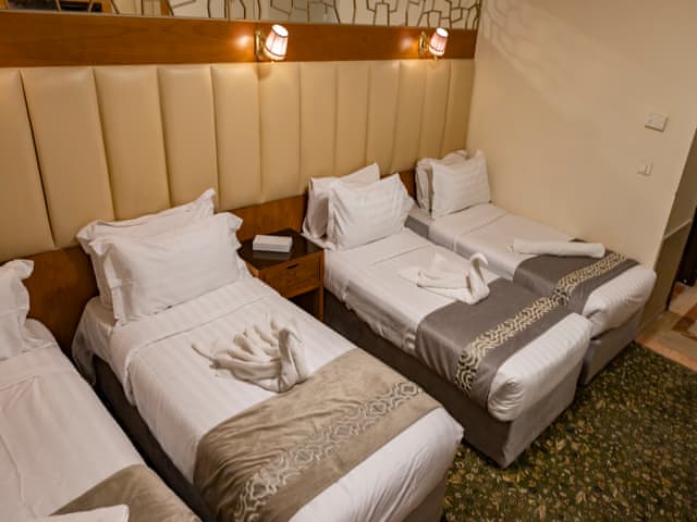 Standart Dört Kişilik Oda