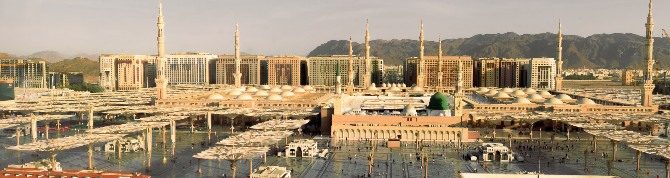 Hotels in Makkah and Madinah with with free shuttle to Haram