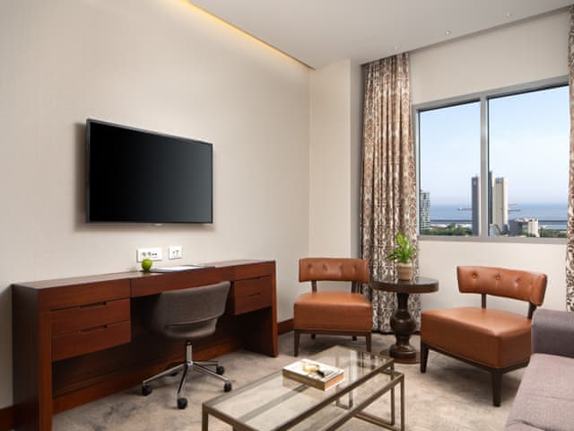 Süit (Deniz manzaralı)