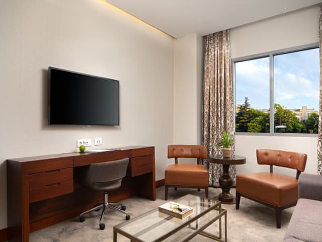 Süit (Şehir manzaralı)