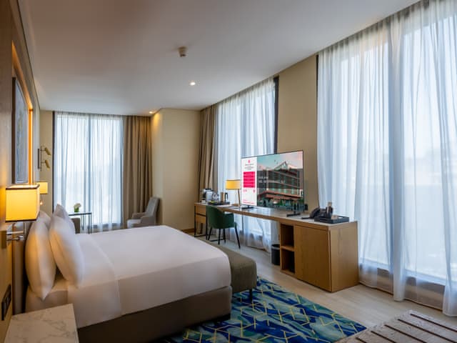 Bir King Yataklı Executive Oda