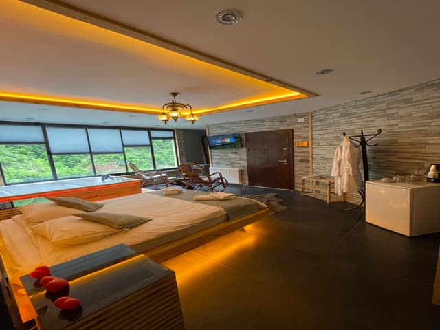 Suit balayı bungalov