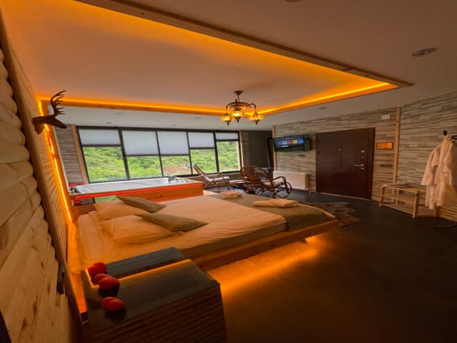 Suit balayı bungalov