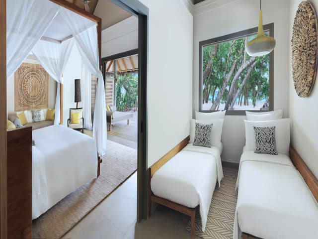 Havuzlu Plaj Villası