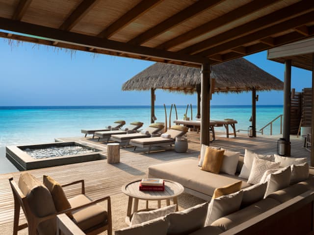 The Vakkaru Over Water Residence