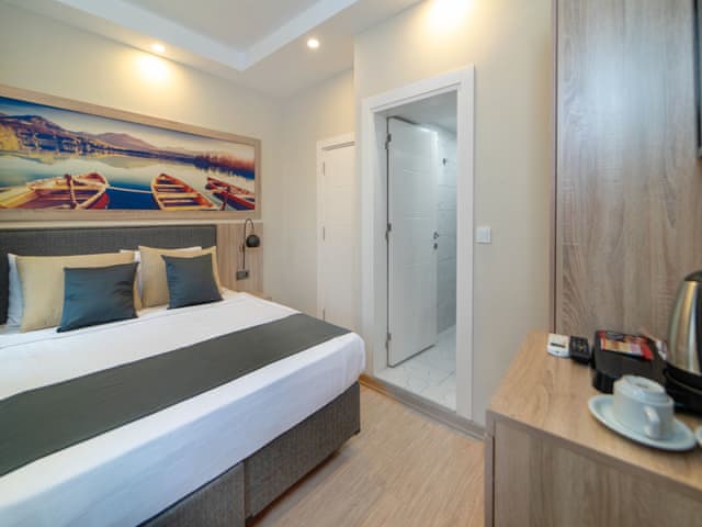 Standart Çift Kişilik Oda-Balkonlu