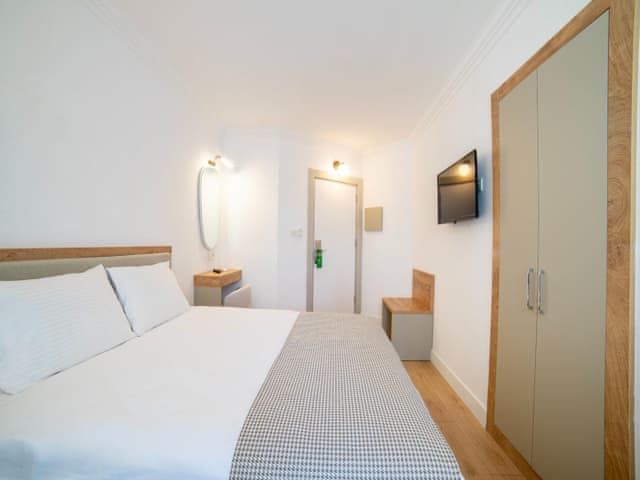 Standard Landview Room