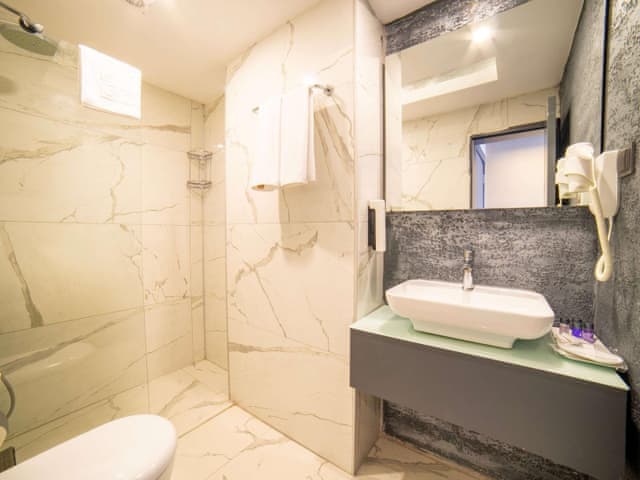 Comfort Seaview Room