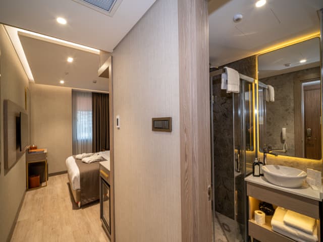 Standart Çift Kişilik Oda