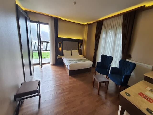 Connection Oda (Bahçe manzaralı)