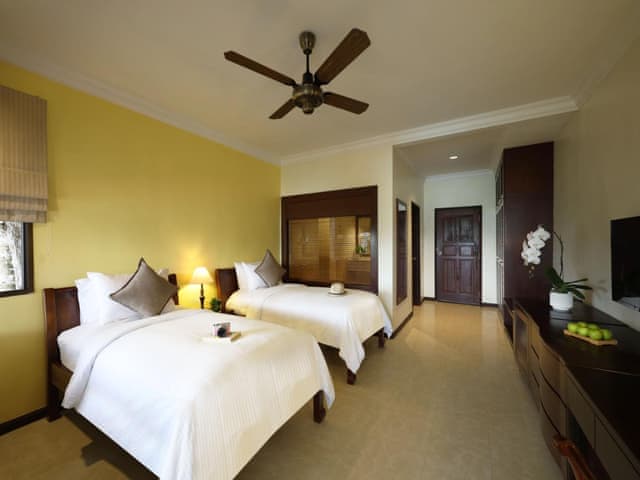 Premier Chalet (Sea View)