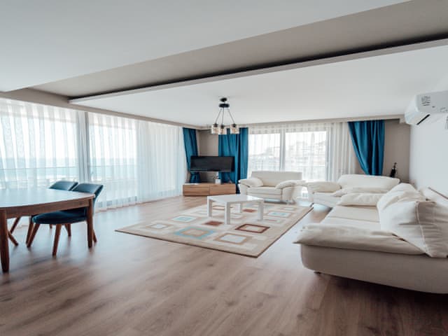 Delüks Oda (Deniz manzaralı)