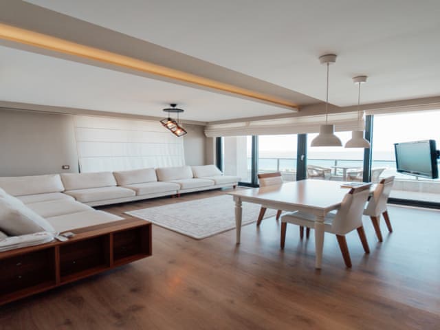 Delüks Oda (Deniz manzaralı)