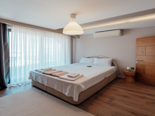 Delüks Oda (Deniz manzaralı)