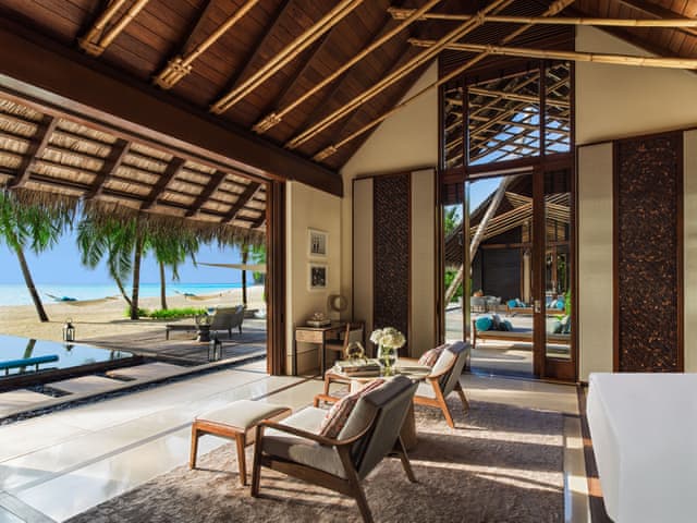 Two Villa Residences with Pool