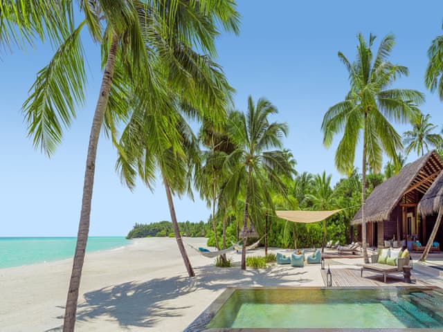 Two Villa Residences with Pool