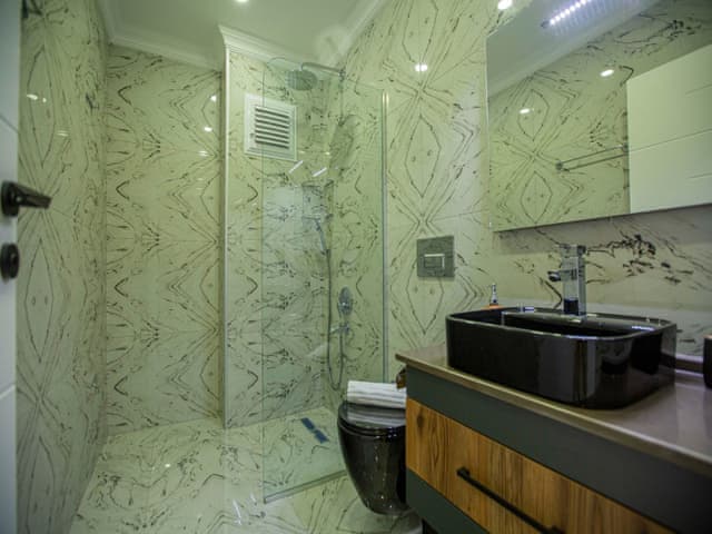 Havuzlu 3 yatak odalı Villa