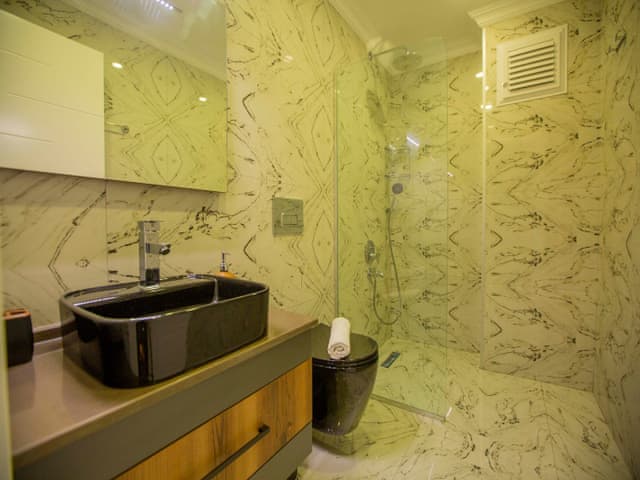 Havuzlu 3 yatak odalı Villa