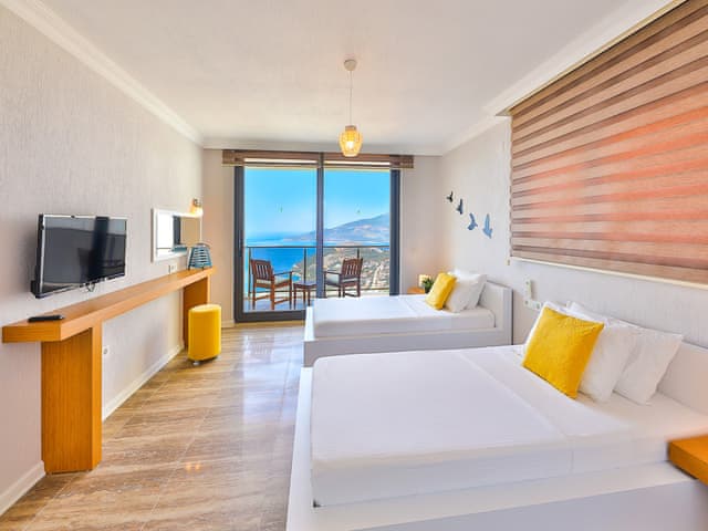 Havuzlu 3 yatak odalı Villa