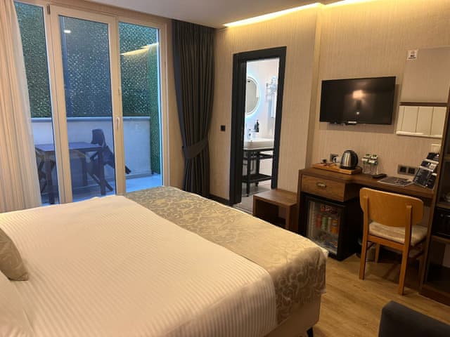 Bahçe Katı Oda Balkonlu