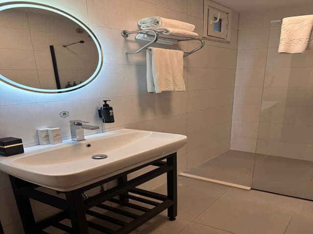 Bahçe Katı Oda Balkonlu